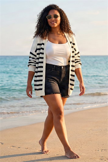 Curve Stripe Edge to Edge Cardigan 16126008
