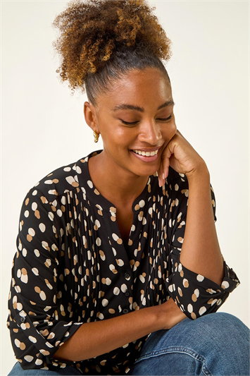 Black Spot Print V-Neck Stretch Shirt