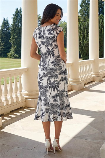 Palm Print Lace Godet Hem Dress 14831938