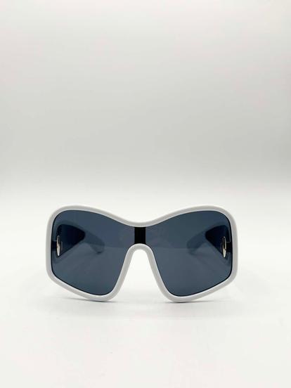 White Square Oversized Mask Sunglasses In White Black