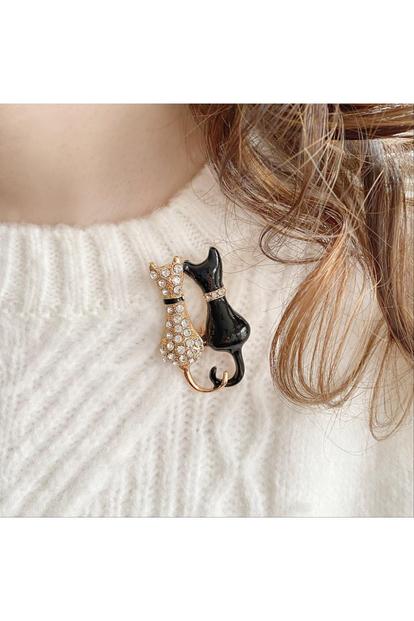 Metallic Vintage Cat Brooch
