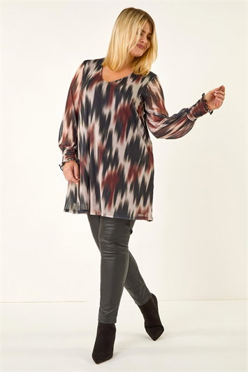 Curve Abstract Print Mesh Top 19434414