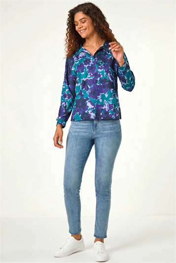 Abstract Print V-Neck Collar Top 19323060