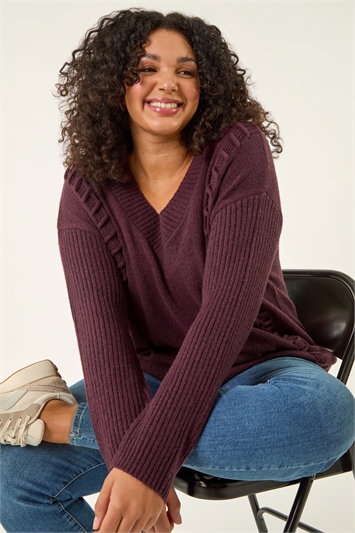 Curve Stitch V-Neck Knit Jumper 16247676