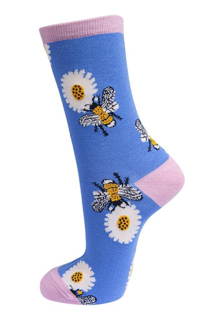 Purple Bee Daisy Bamboo Socks In Lilac