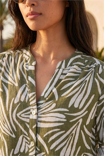 Petite Abstract Print Button Up Blouse 10234140