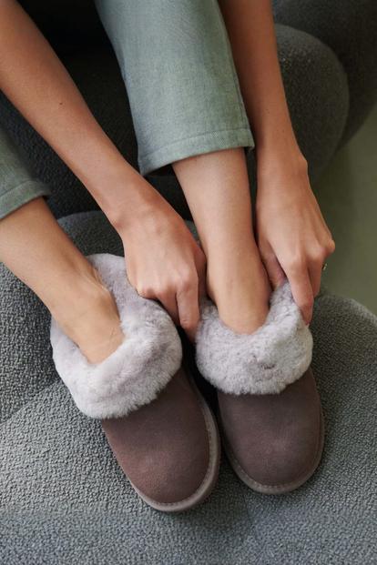 Cream "Heather Truffle" Sheepskin And Suede Slipper Boots