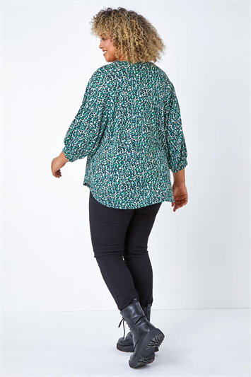 Curve Animal Print Stretch Top 19279934