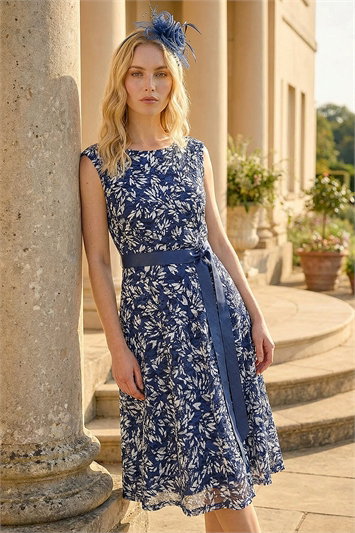 Heart Print Lace Stretch Dress 14831760