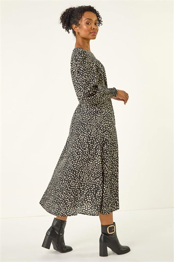 Petite Print Shirred Midi Dress 14749208