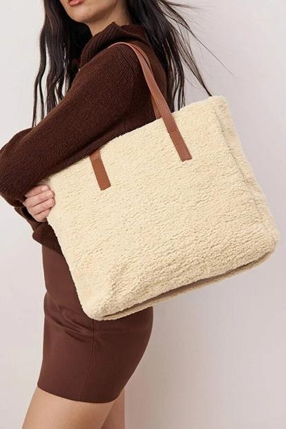 Cream Women's Borg Sherpa Maxi Tote Bag With Contrast Strap