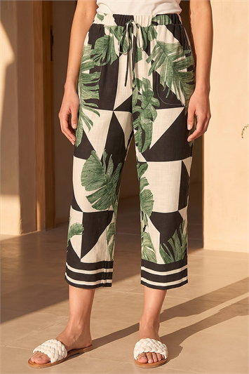 Petite Leaf Print Culotte Trouser 18113840
