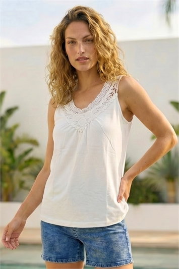 Cotton Crochet Trim Vest 19507138