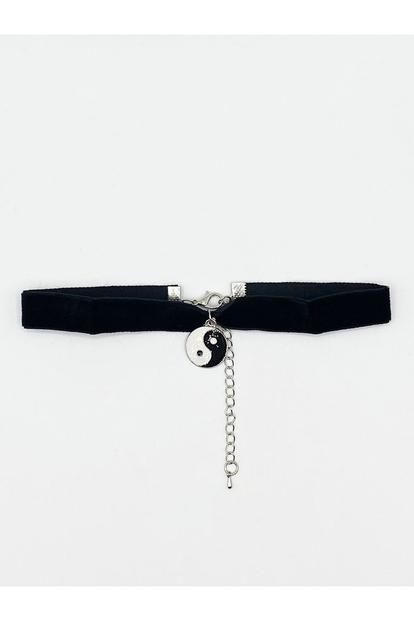 Black Faux Velvet Choker Necklace With Yingyang