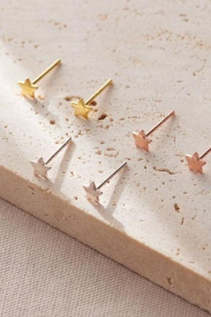 Metallic Sterling Silver Minimalist Star Studs