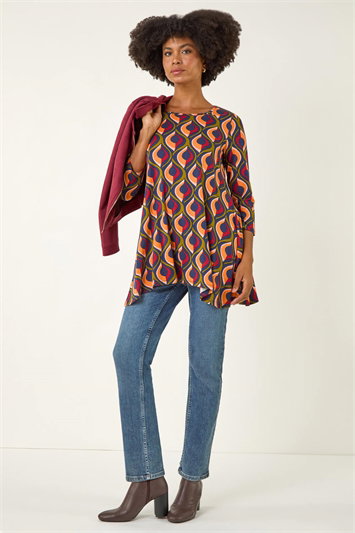 Geo Print Hanky Hem Stretch Top 19456864