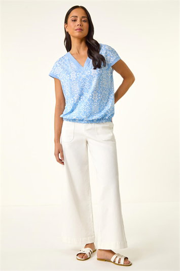 Petite V-Neck Trim Stretch Top 19468509