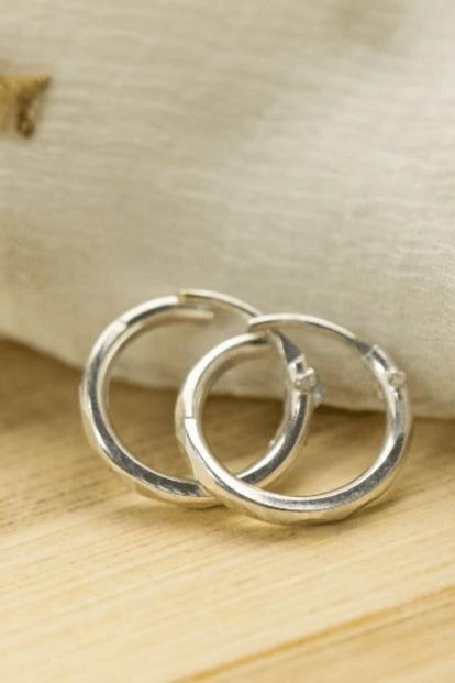 Metallic The Colourful Aura Sterling Silver Slim Bali Hoop Earrings - 1 Cm