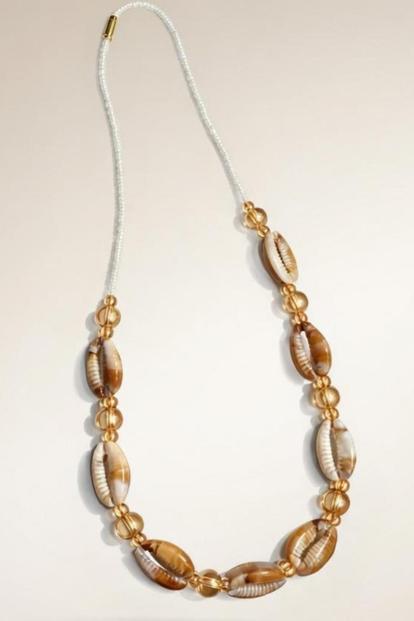 Cream Gold-Plated Cowrie Shell Bohemian Bracelet