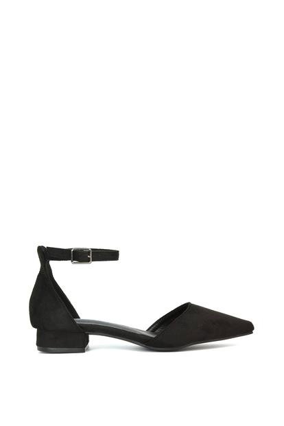 'Jenny' Low Heel Flat Pointed Toe Ankle Strap Court Shoes M000015872
