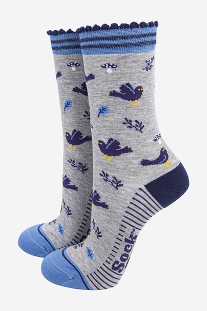 Grey Blackbirds Leaves Bamboo Socks -Grey