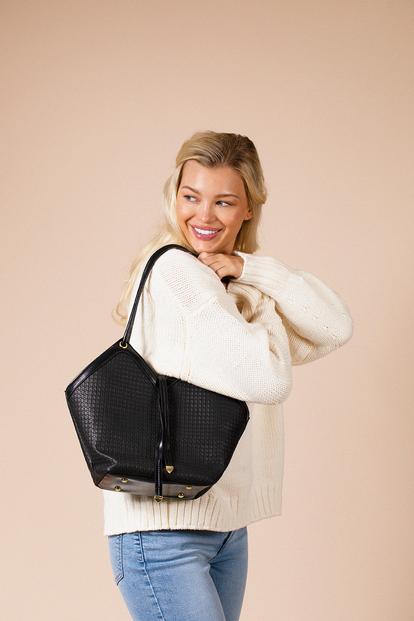 Black Tote Bag In Black
