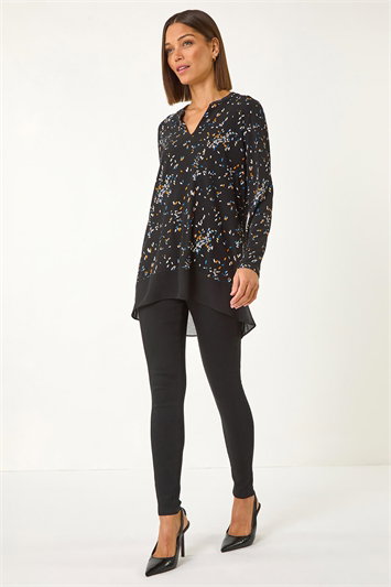 Black Abstract Print V-Neck Tunic Top