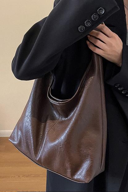 'Athena' Large Slouchy Shoulder Bag With Magnetic Clasp M000015828
