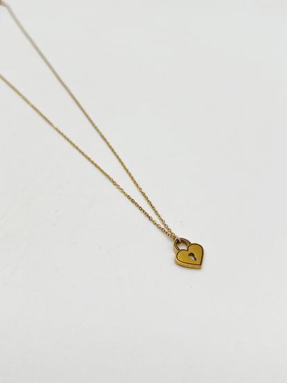 Metallic Heart Keyhole Pendant Necklace In Gold - Gift Boxed