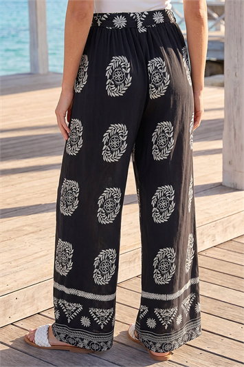 Mono Border Print Belted Trouser 18121208