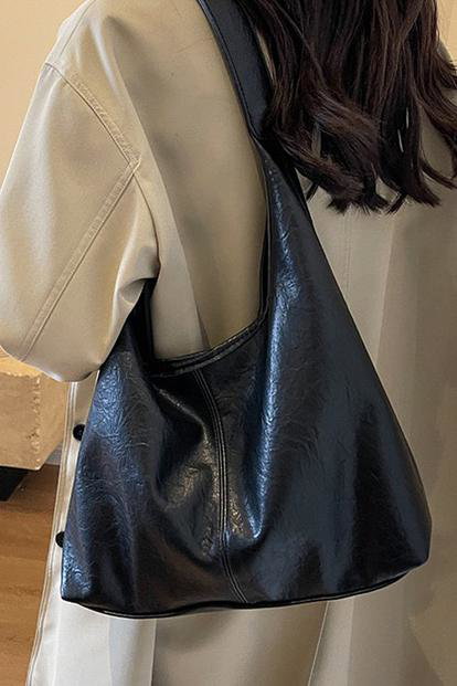 'Athena' Large Slouchy Shoulder Bag With Magnetic Clasp M000015828