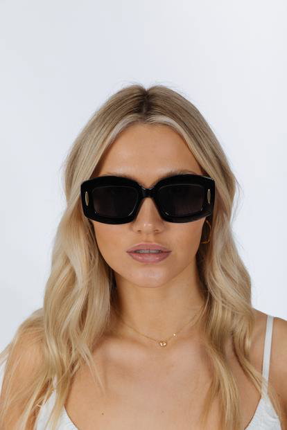 Black Oversized  Rectangle Sunglasses In Black