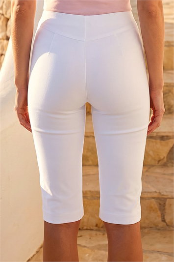 Elastic Waist Knee Length Stretch Shorts 18019894