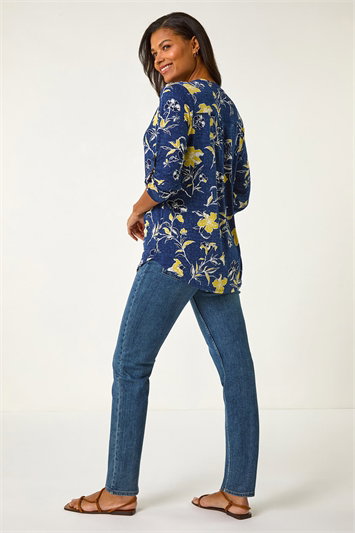 Textured Floral Print V-Neck Stretch Shirt 19383296