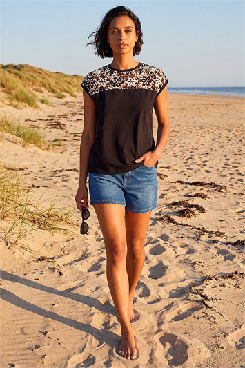 Ivory Stripe Wave Frill Knit Top | Roman UK