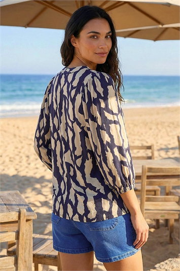 Mono Abstract Print Top 19376560