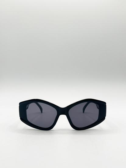 Black Angular Cat-Eye Sunglasses In Black