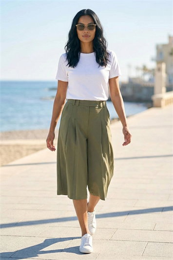 Green Pleat Front Stretch Culottes