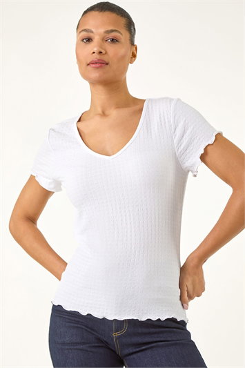 White Textured Lettuce Edge Top