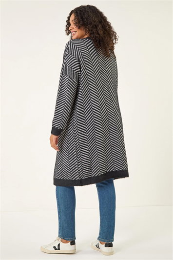 Curve Chevron Fluffy Knit Cardigan 16248408