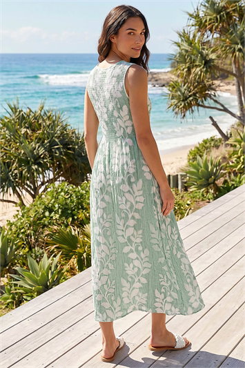 Leaf Print Crinkle Midi Dress 14907934