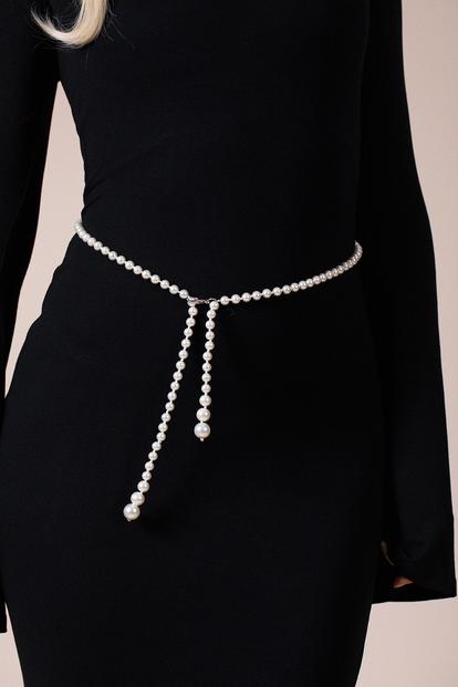 White Pearl Chain Belt In Silver