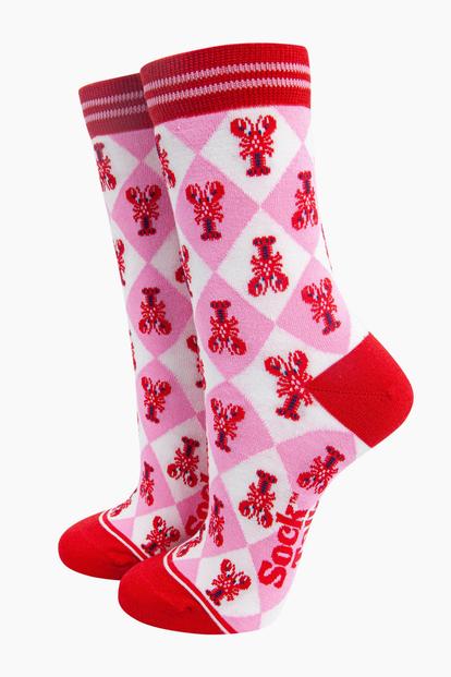 Pink Lobster Checkerboard Bamboo Socks In Pink
