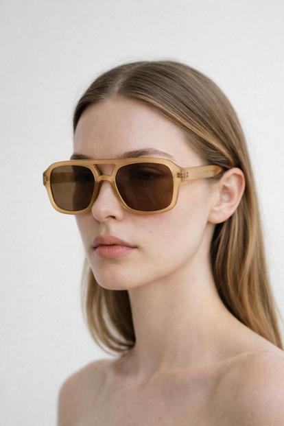 Cream 70'S Navigator Sunglasses In Matte Sand