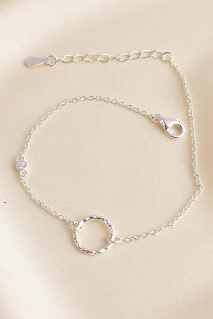 Metallic Sterling Silver Dainty Circle Bracelet