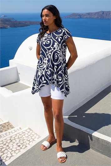 Floral Print Hanky Hem Tunic Top 19382560