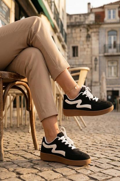 Black Poppy Womens Retro Stripe Gum Sole Trainers