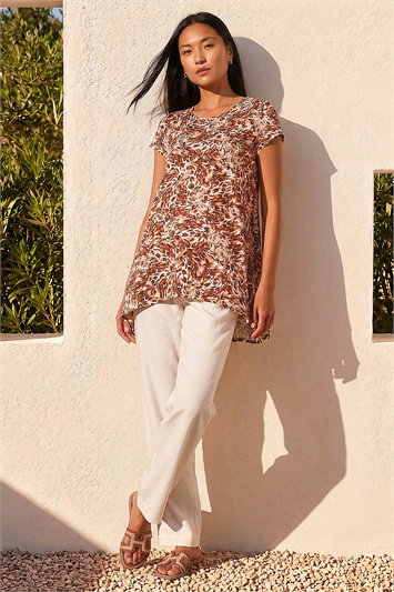 Animal Print Hanky Hem Stretch Top 19402114