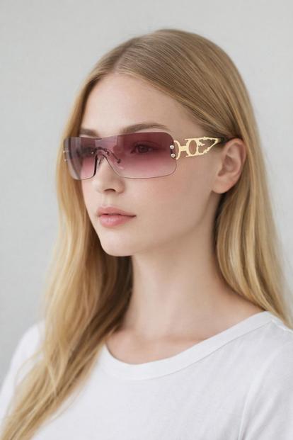 Black Flat Top Racer Rimless In Red