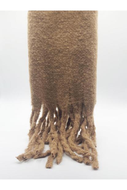 Cream Knitted Scarf With Tassels